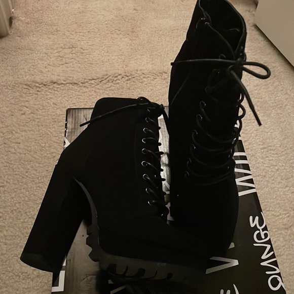 Heeled booties - Picture 5 of 5